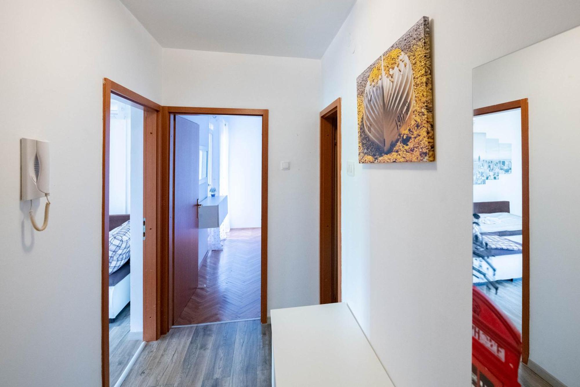 Apartman Doris Laurana Esterno foto